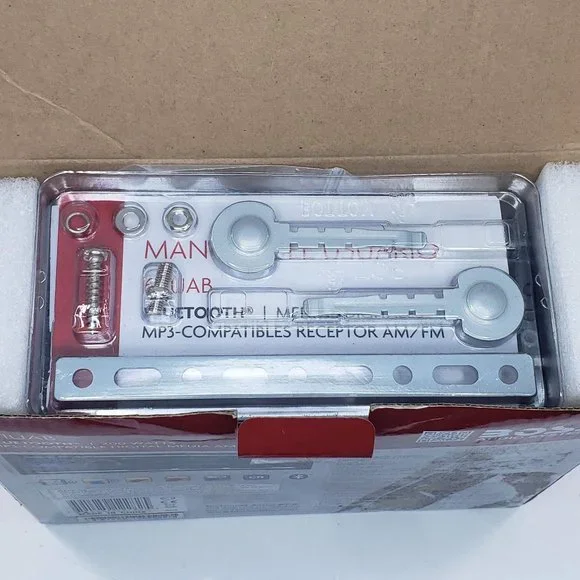 Boss Audio Bluetooth MP3 Digital Media AM FM Receiver Car Stereo 611UAB Open Box - Picture 5 of 6